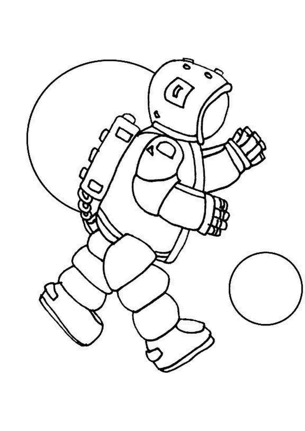 Космонавт в невесомости Распечатать раскраски для мальчиков