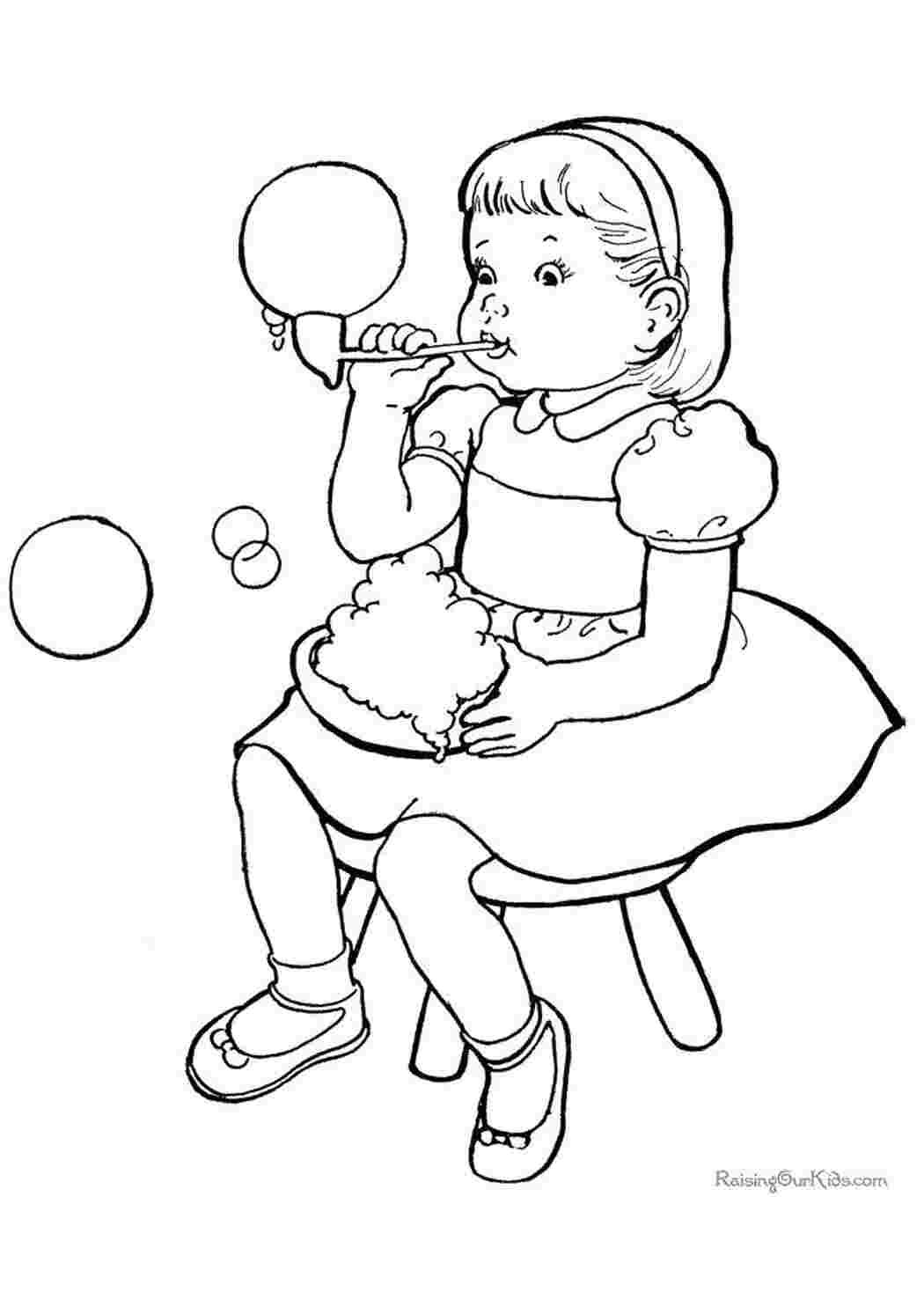 Раскраски раскраска девочка надувает мыльные пузыри Девочка Девочка