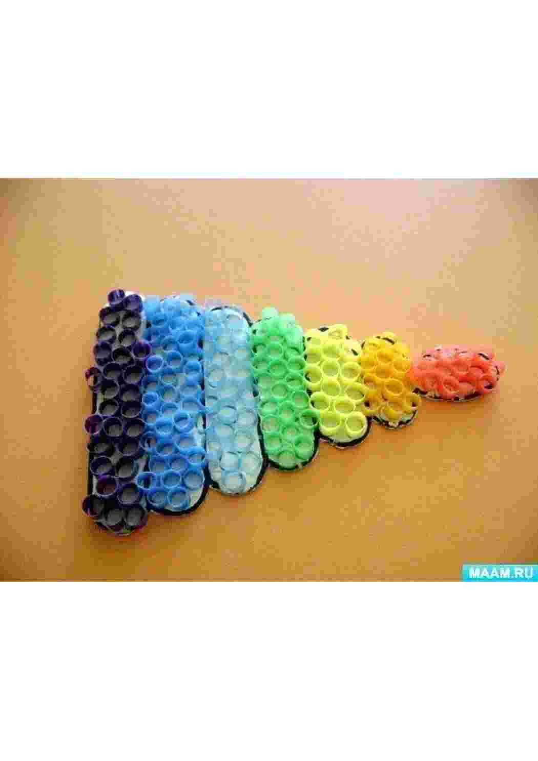 Раскраска Аппликация из нарезаных цветных трубочек для коктейля