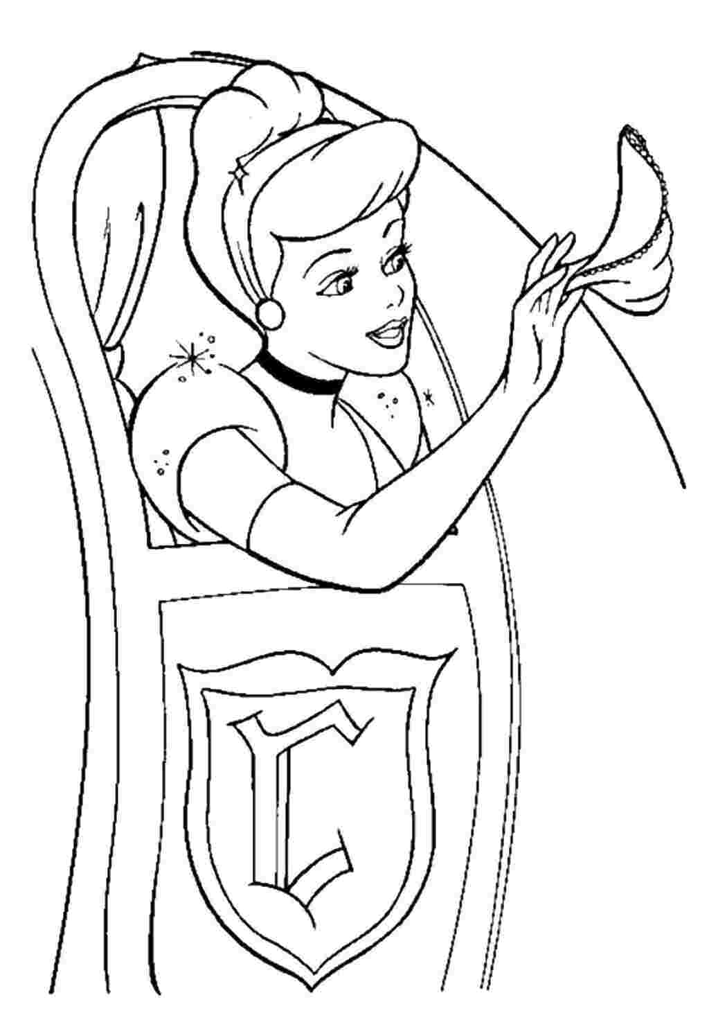 Раскраска Золушка прощяется